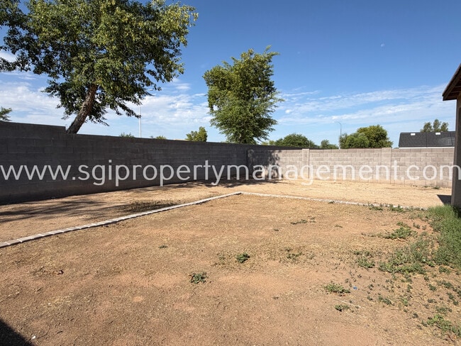 Building Photo - 1541 W St Kateri Dr