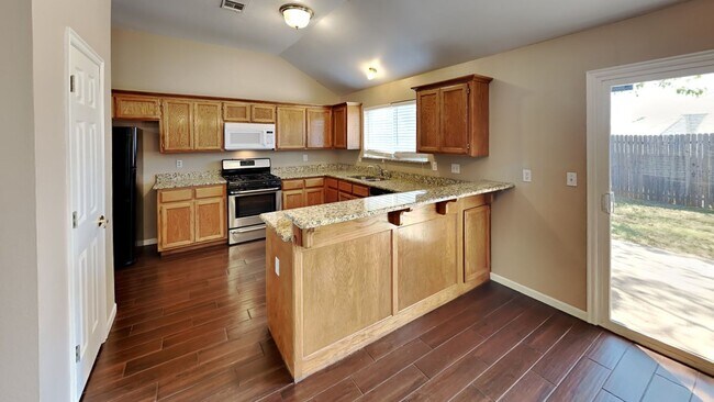 Building Photo - Nice 4 Bed 2 Bath home in Norman