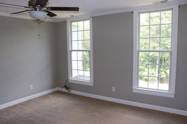 Building Photo - Serene 3-Acre Homestead in Sanford, NC – I...