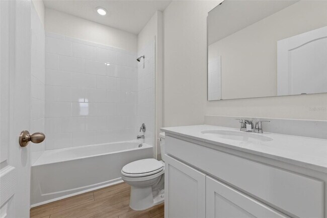 Building Photo - 2893 House Finch Rd