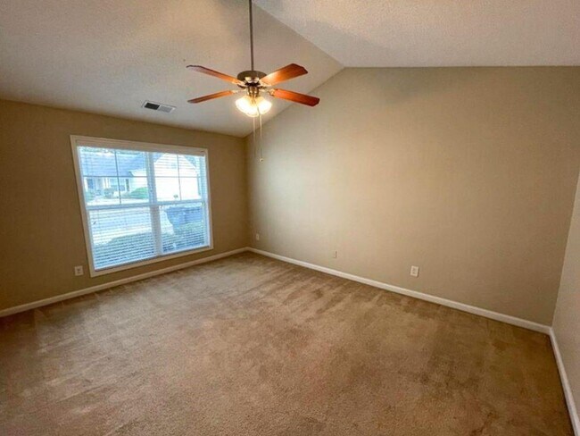 Building Photo - 760 Franklin Mill Trace