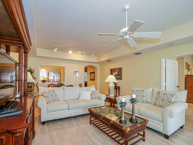 Building Photo - 5225 E Harbor Village Dr