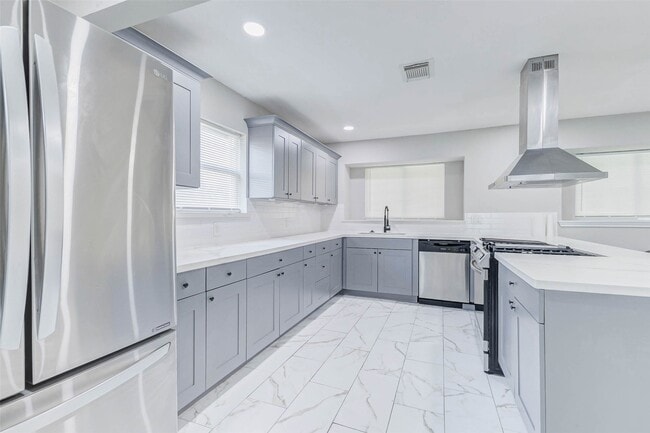 Building Photo - 5439 Lymbar Dr