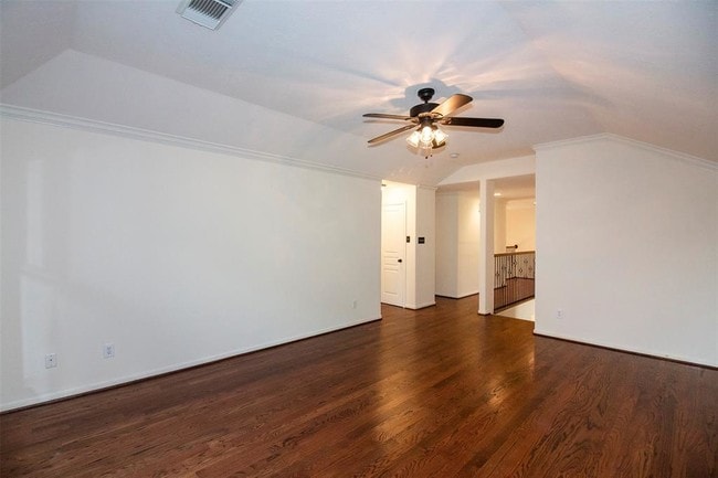 Building Photo - 2218 Longspur Ln