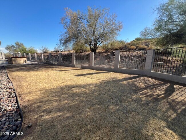 Building Photo - 15230 N Blackbird Dr
