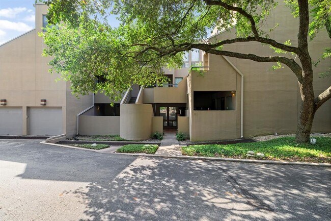 Primary Photo - 1707 Spyglass Dr