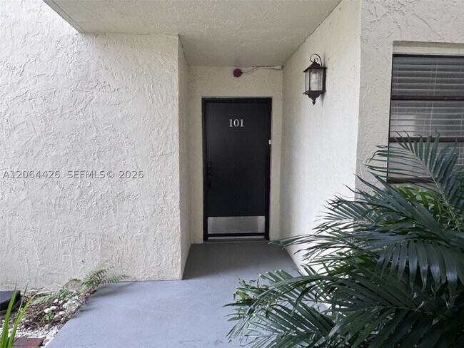 Building Photo - 9080 SW 125th Ave
