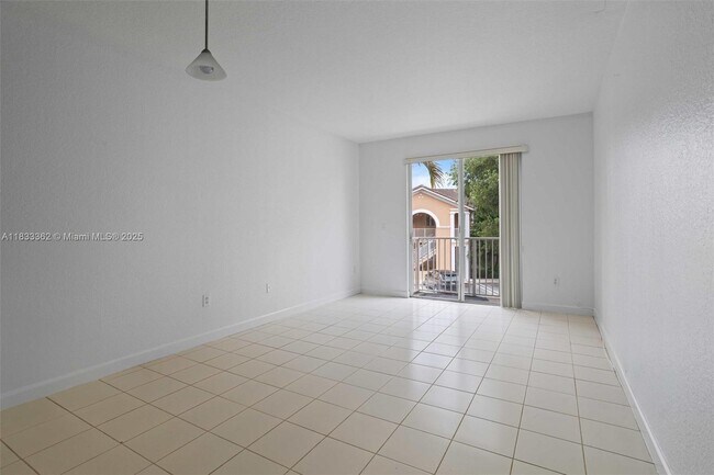 Building Photo - 17640 NW 73rd Ave