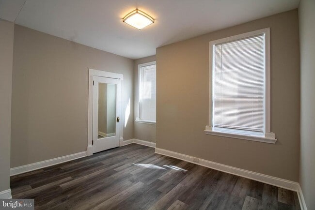 Building Photo - 711 N 63rd St