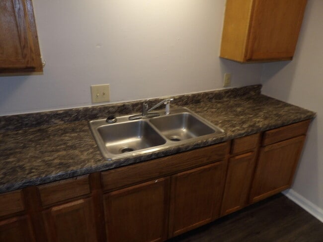 Building Photo - 302 Quachita Trail