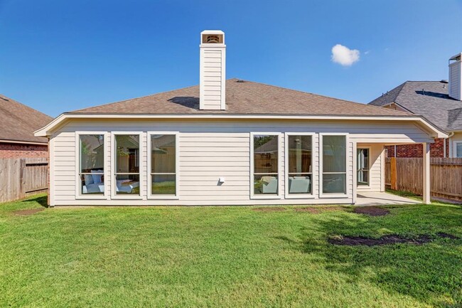 Building Photo - 26815 Lakeridge Park Ln