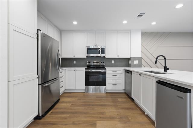 Building Photo - 5020 Thunder Rd