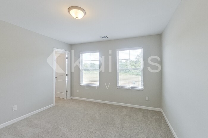 Building Photo - 7355 Foggy River Dr