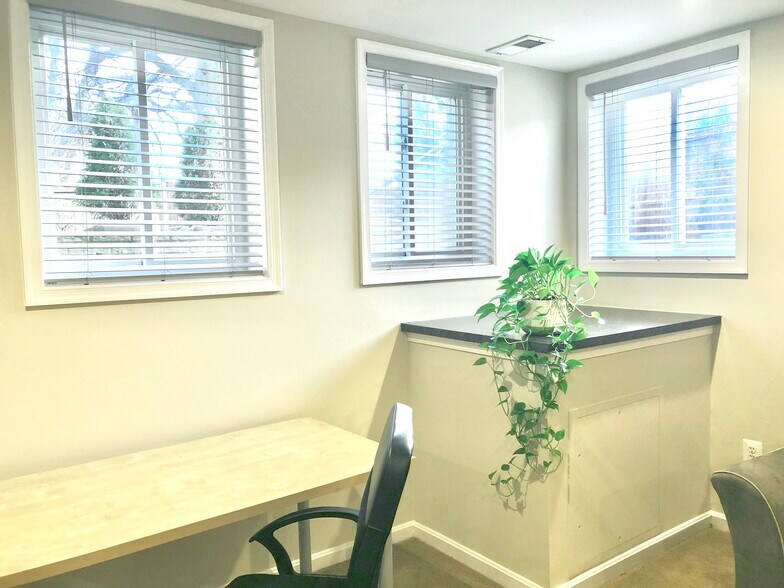 Building Photo - 3516 7th St N