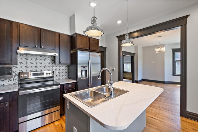 Building Photo - 4004 Porter St