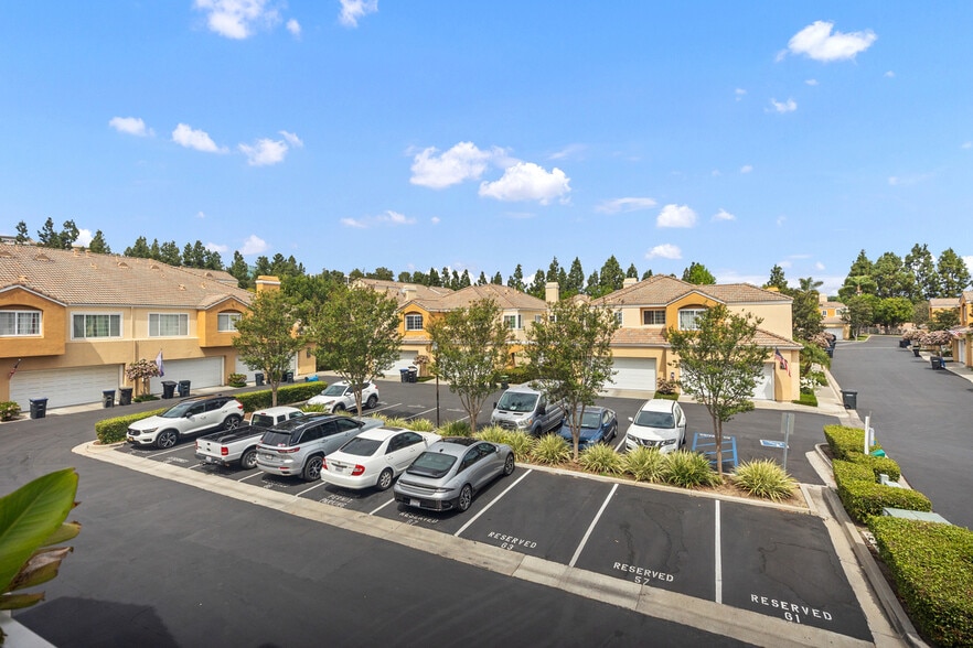 Building Photo - 66 Sandcastle