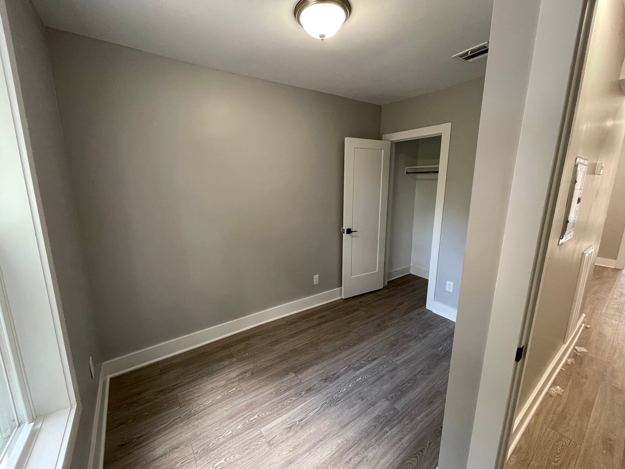 Unit 2R - 26 Yale Ave