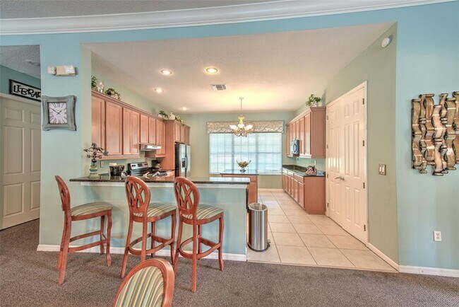 Building Photo - 5046 Gato Del Sol Cir