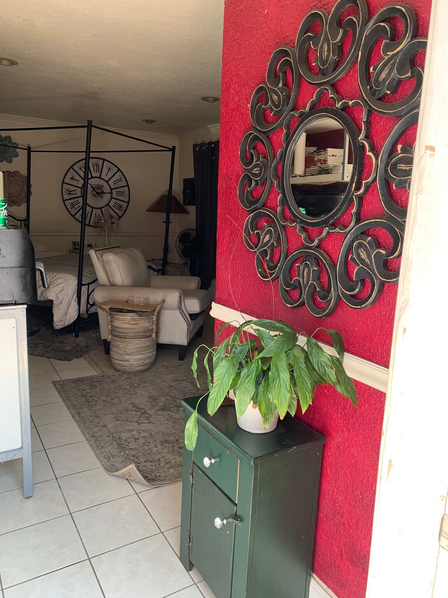 Building Photo - 3900 Seven Hills Rd