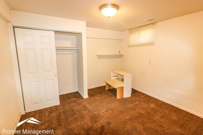 Building Photo - 1020 Leavenworth St