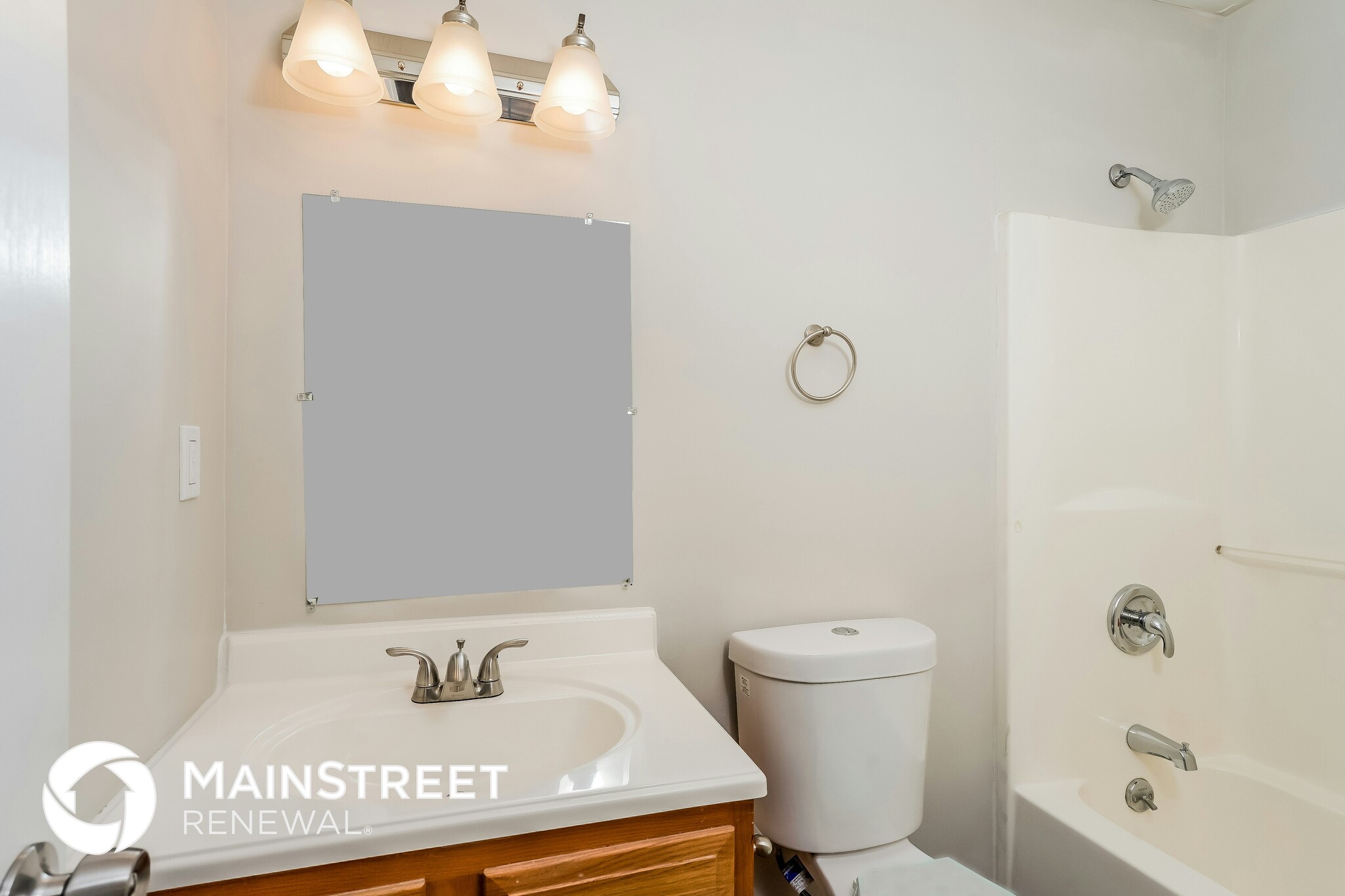 Building Photo - 388 Tecumseh Dr