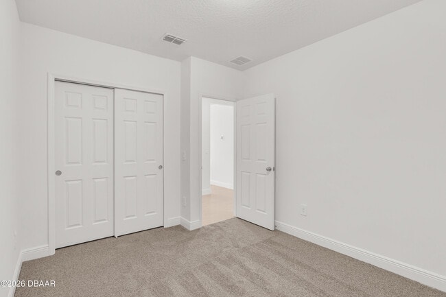 Building Photo - 225 Links Ter Blvd