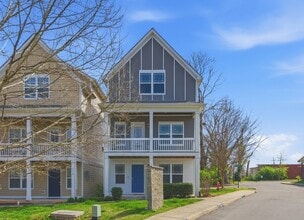 Building Photo - 114 Walden Village Ct