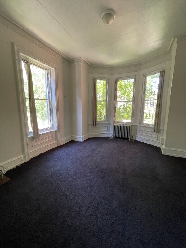 Building Photo - 208 S 41st St