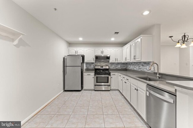 Building Photo - 4339 Runabout Ln