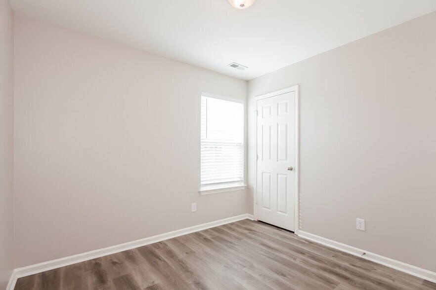 Building Photo - 1117 Ametrine Ln