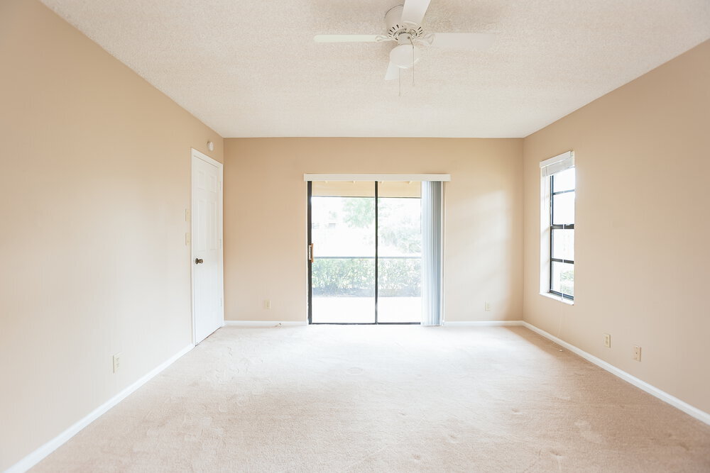 Building Photo - 518 Azure Ave