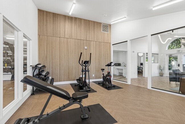 Building Photo - Elevate