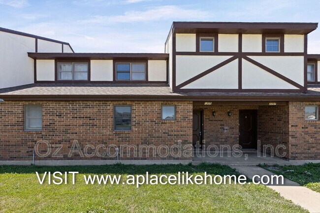 Building Photo - 1105 Jeff Cir