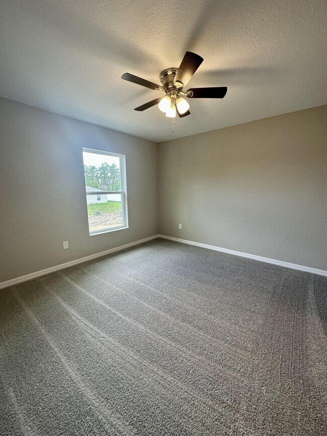 Building Photo - 200 Marion Oaks Golf Rd