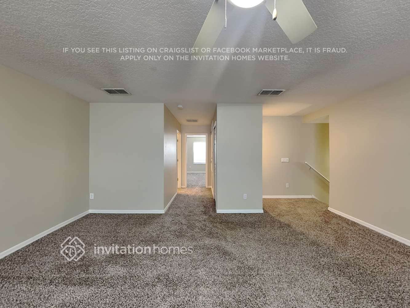 Building Photo - 14723 Sapodilla Dr