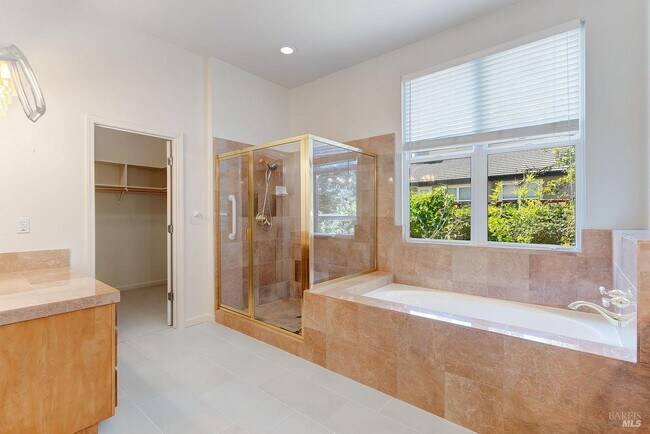 Building Photo - 205 Saddle Wood Dr