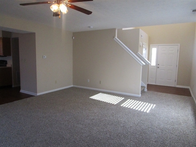 Building Photo - 1518 Bluestem Dr