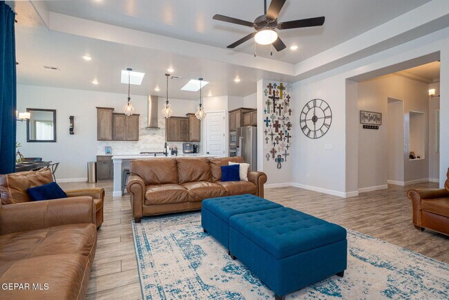 Building Photo - 13436 Emerald Crystal Dr