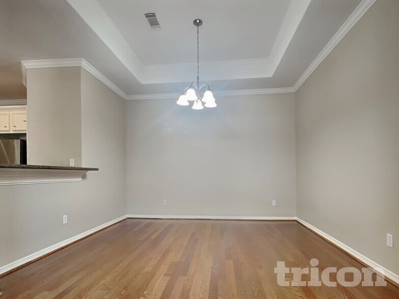 Building Photo - 6855 Tournament Dr