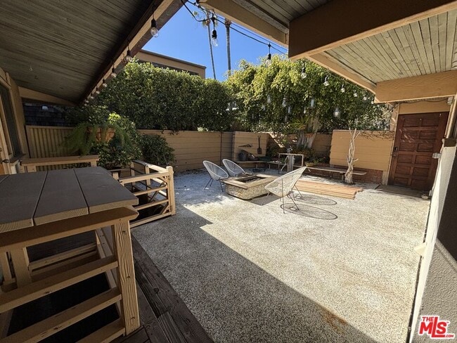 Building Photo - 26636 Latigo Shore Dr