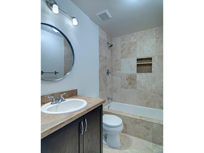 Building Photo - 2884 Sawtelle Blvd