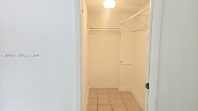 Building Photo - 8650 SW 133rd Avenue Rd