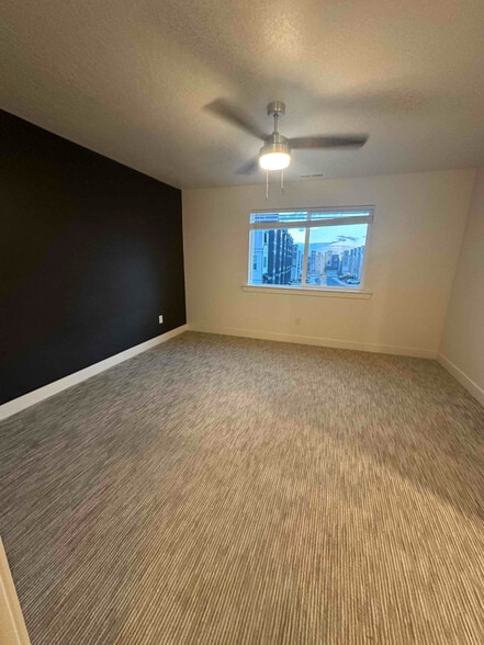Building Photo - 615 E 360 S