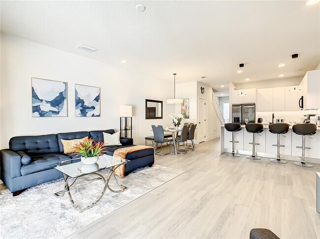 Building Photo - 17230 Blessing Dr