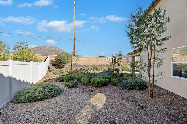 Building Photo - 7736 Citron Cir