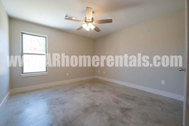 Building Photo - 29 John Ross Dr