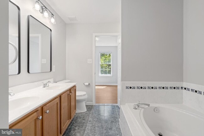 Building Photo - 26091 Lands End Dr