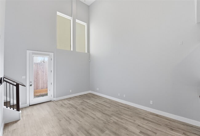 Building Photo - 1709 Cedrocanna Ln