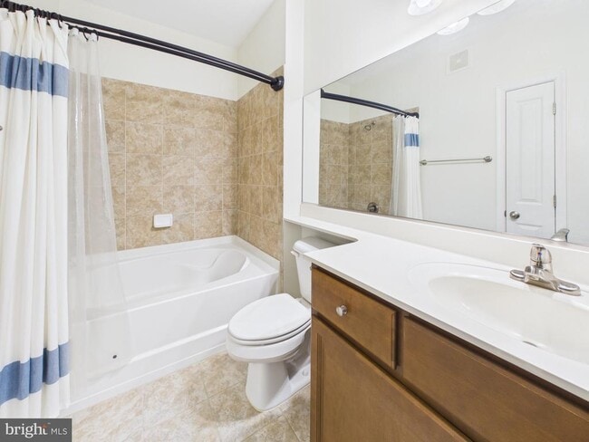 Building Photo - 3527 Piney Woods Pl