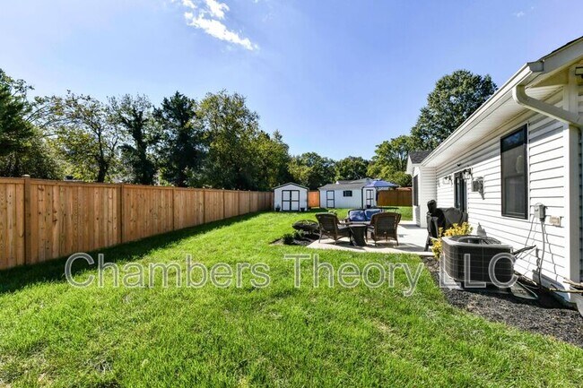 Building Photo - 3601 Keota St